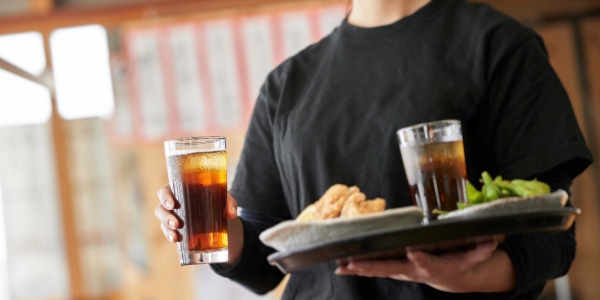 居酒屋の店員